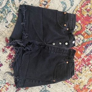 Levi’s premium rib cage short